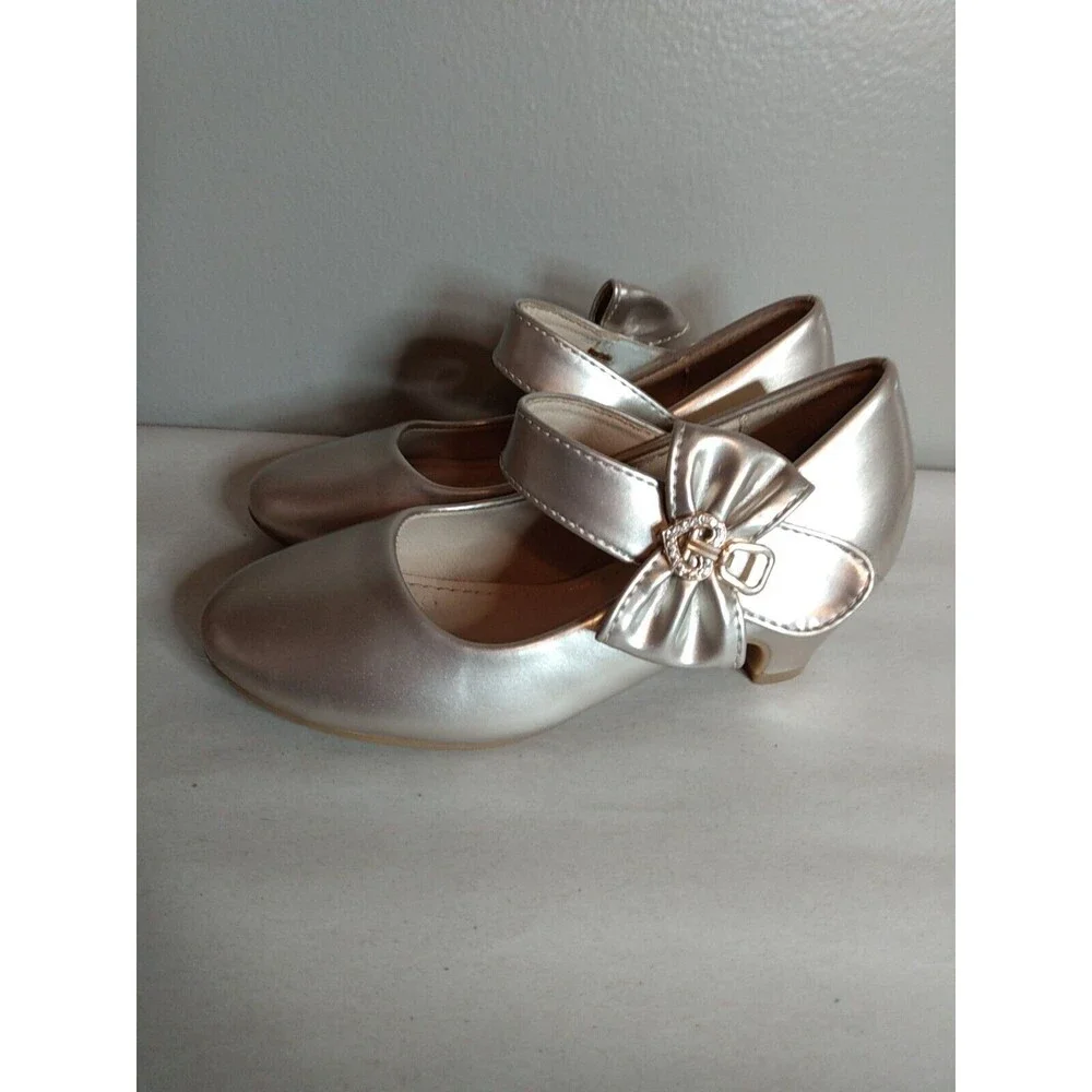 ADAMUMU Girls Low Heel Gold Embellish Buckle Self Fastener Dress Shoes‎ Size 11M